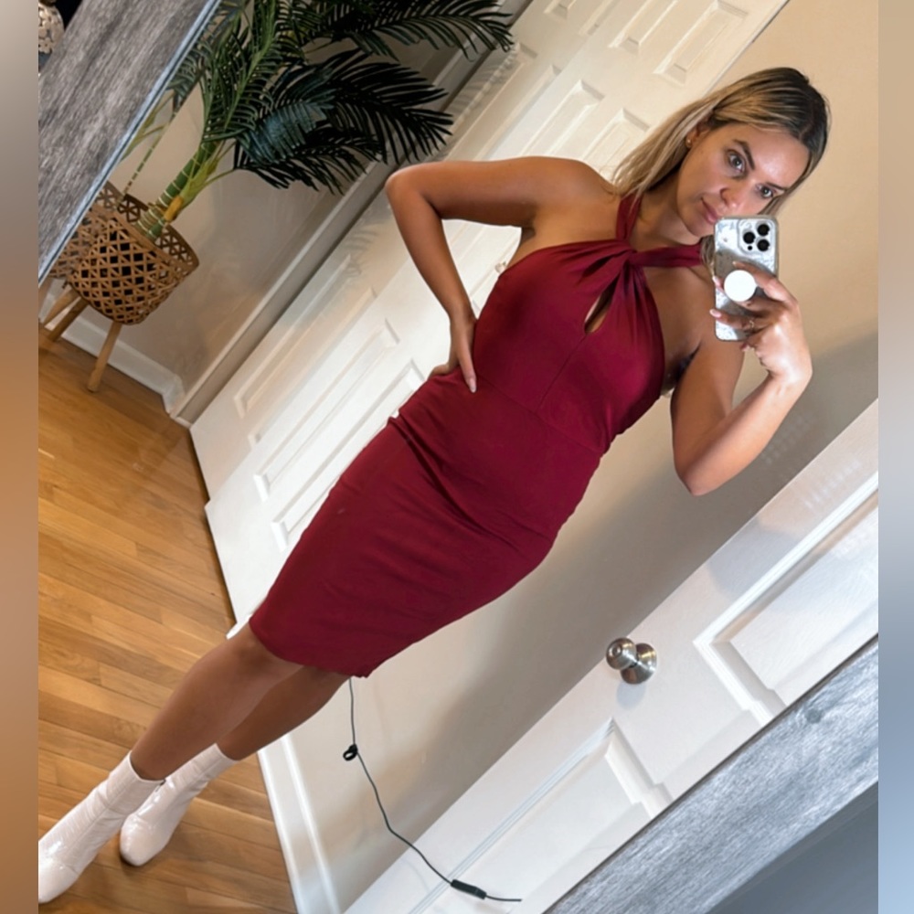 Windsor burgundy bodycon midi dress sz M NWT
